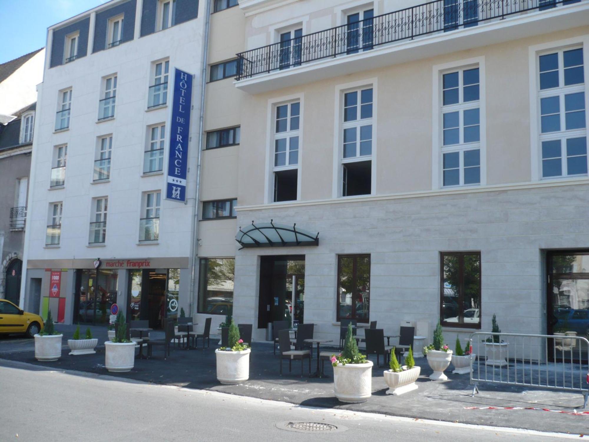 מונטרז'י Hotel De France מראה חיצוני תמונה