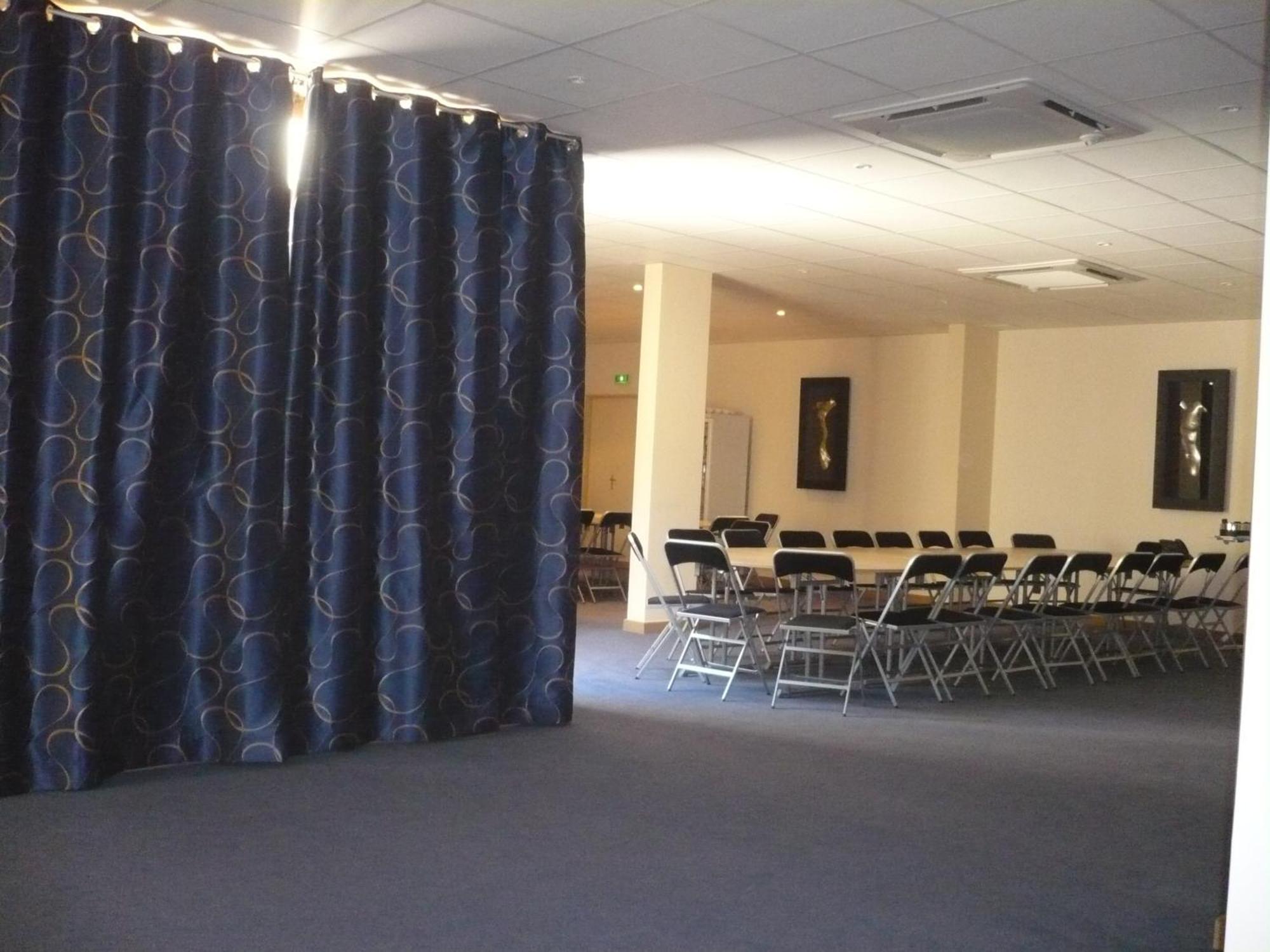 מונטרז'י Hotel De France מראה חיצוני תמונה