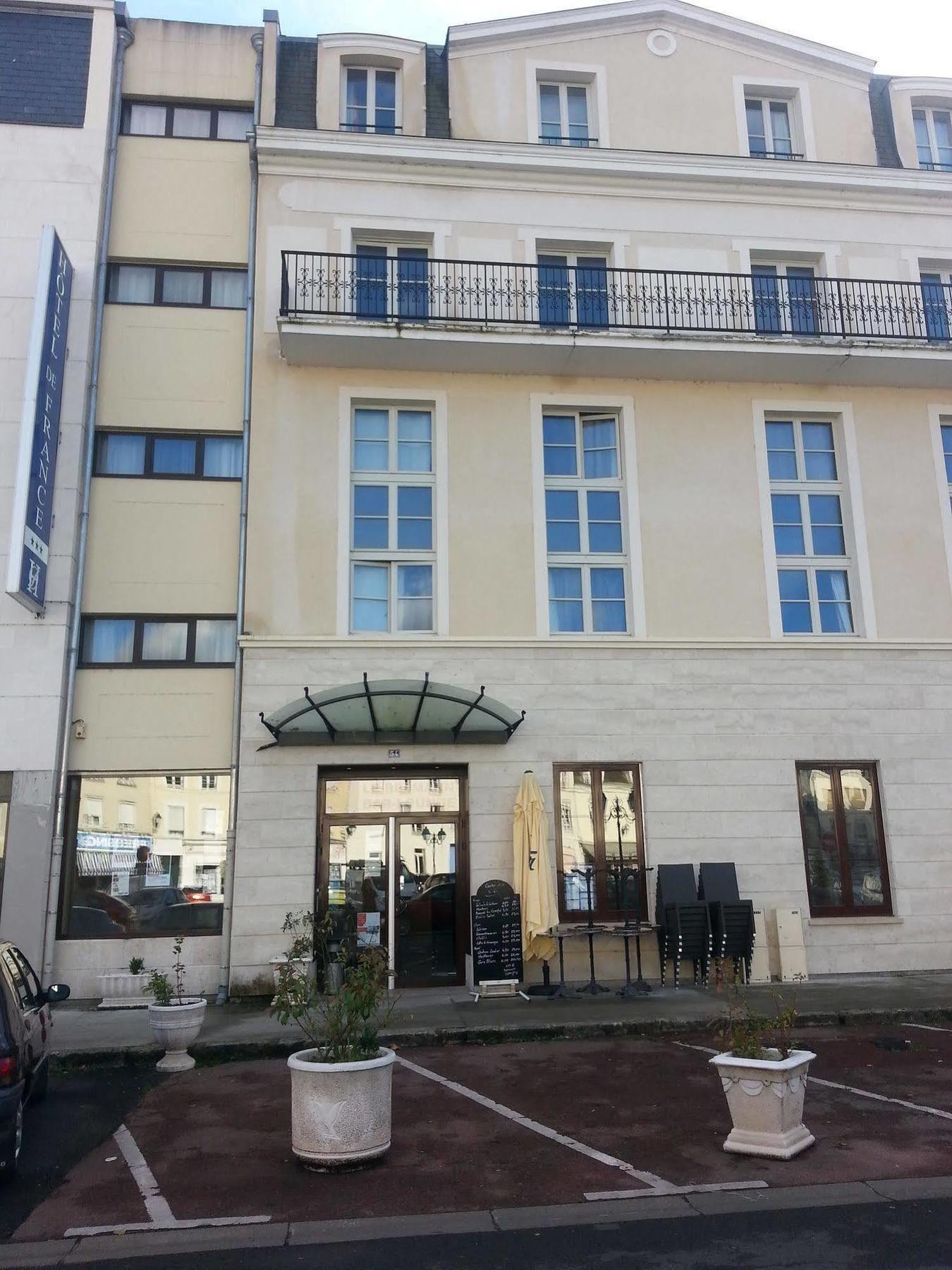מונטרז'י Hotel De France מראה חיצוני תמונה