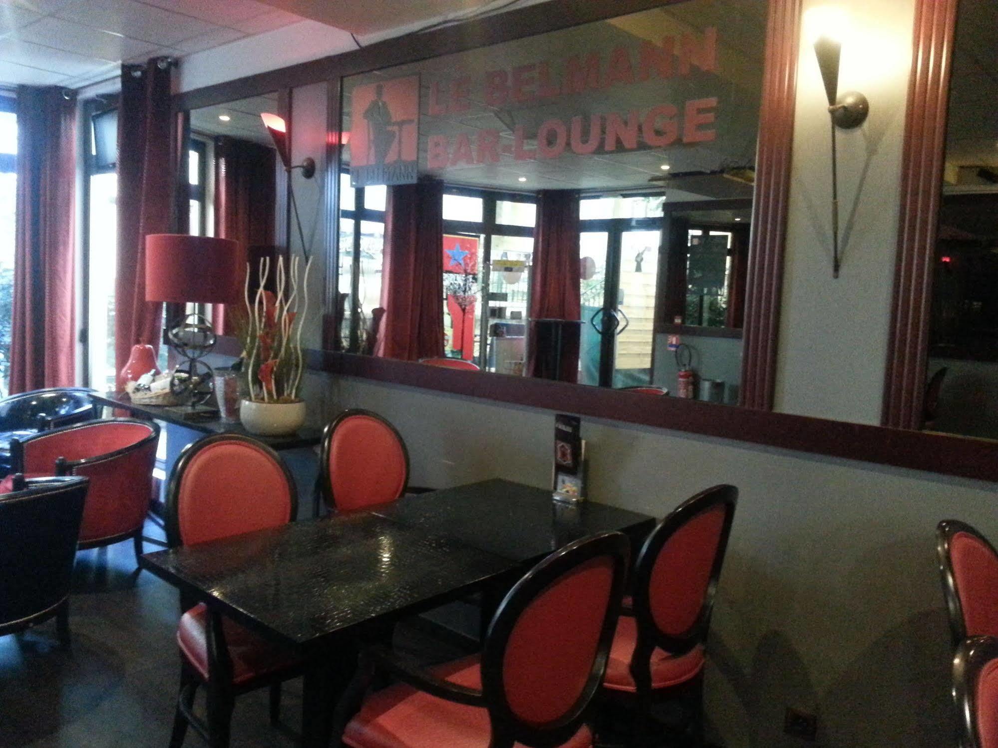 מונטרז'י Hotel De France מראה חיצוני תמונה